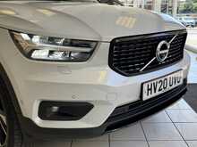 Volvo XC40 T4 R-Design Pro 