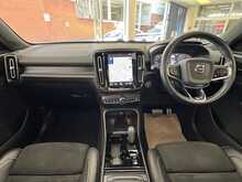 Volvo XC40 T4 R-Design Pro 
