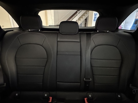 2.0 GLC250 AMG Line (Premium) SUV 5dr Petrol G-Tronic+ 4MATIC Euro 6 (s/s) (211 ps)