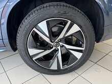 Volvo XC90 h T8 Plus 