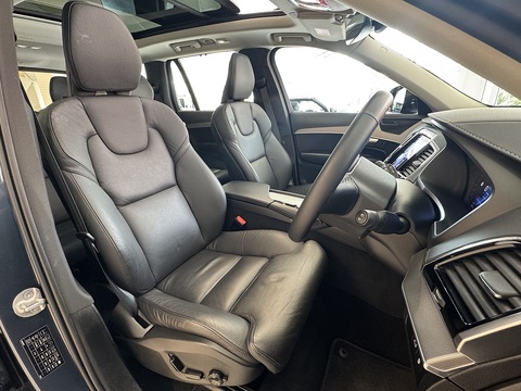 2.0h T8 Recharge 18.8kWh Plus SUV 5dr Petrol Plug-in Hybrid Auto 4WD Euro 6 (s/s) (455 ps)