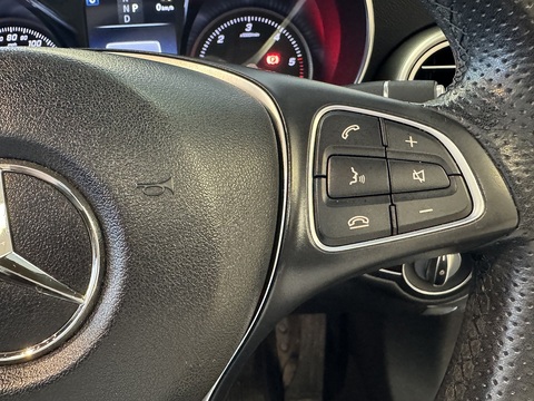 2.1 C220d Sport (Premium Plus) Cabriolet 2dr Diesel G-Tronic+ Euro 6 (s/s) (170 ps)