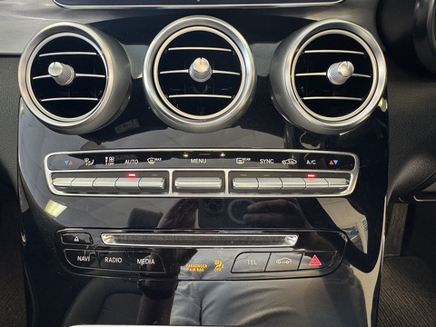 2.1 C220d Sport (Premium Plus) Cabriolet 2dr Diesel G-Tronic+ Euro 6 (s/s) (170 ps)