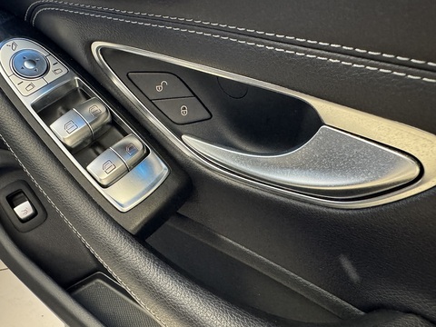 2.1 C220d Sport (Premium Plus) Cabriolet 2dr Diesel G-Tronic+ Euro 6 (s/s) (170 ps)