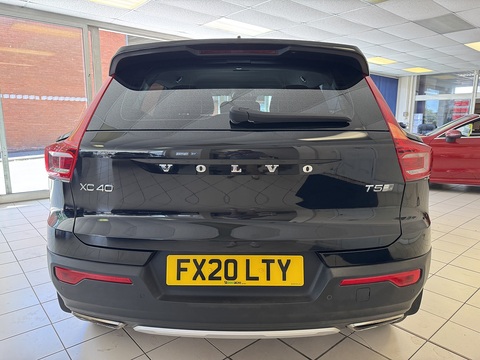 1.5h T5 Twin Engine Recharge 10.7kWh Inscription Pro SUV 5dr Petrol Plug-in Hybrid Auto Euro 6 (s/s) (262 ps)