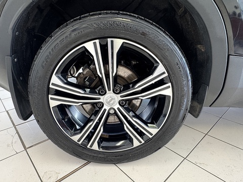 1.5h T5 Twin Engine Recharge 10.7kWh Inscription Pro SUV 5dr Petrol Plug-in Hybrid Auto Euro 6 (s/s) (262 ps)