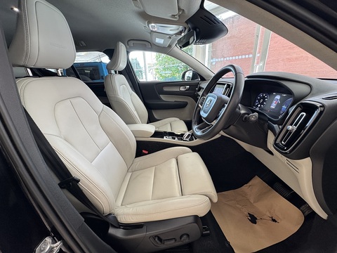 1.5h T5 Twin Engine Recharge 10.7kWh Inscription Pro SUV 5dr Petrol Plug-in Hybrid Auto Euro 6 (s/s) (262 ps)