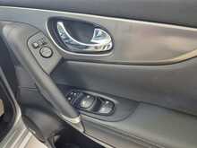 Nissan Qashqai DIG-T Tekna 