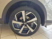 Nissan Qashqai DIG-T Tekna 
