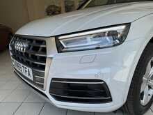 Audi Q5 TFSI Sport 