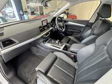 Audi Q5 TFSI Sport 