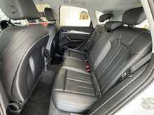 Audi Q5 TFSI Sport 