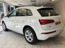 Audi Q5 TFSI Sport 