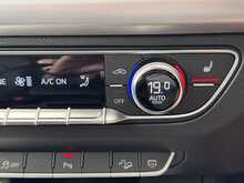 Audi Q5 TFSI Sport 