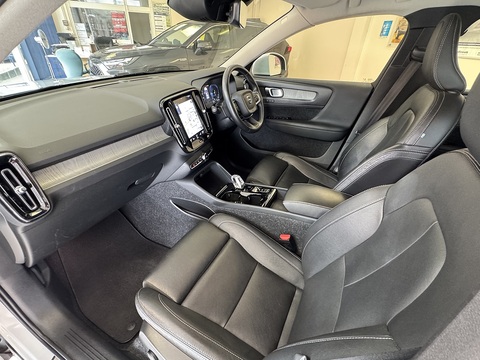 h T5 Twin Engine Inscription Pro SUV 1.5 Automatic Petrol Plug-in Hybrid