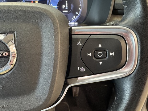 h T5 Twin Engine Inscription Pro SUV 1.5 Automatic Petrol Plug-in Hybrid