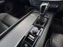 Volvo V60 D3 R-Design 