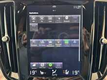 Volvo V60 D3 R-Design 