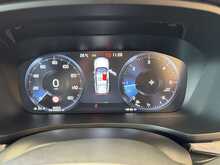 Volvo V60 D3 R-Design 