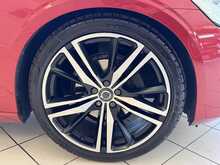 Volvo V60 D3 R-Design 