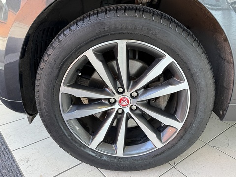 2.0 P250i R-Dynamic SE SUV 5dr Petrol Auto AWD Euro 6 (s/s) (250 ps)