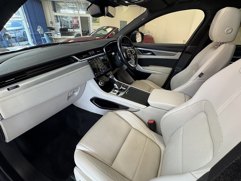 2.0 P250i R-Dynamic SE SUV 5dr Petrol Auto AWD Euro 6 (s/s) (250 ps)