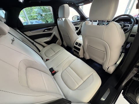 2.0 P250i R-Dynamic SE SUV 5dr Petrol Auto AWD Euro 6 (s/s) (250 ps)