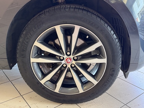 2.0 P250i R-Dynamic SE SUV 5dr Petrol Auto AWD Euro 6 (s/s) (250 ps)