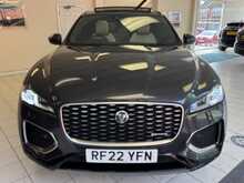 Jaguar F-PACE P250i R-Dynamic SE 