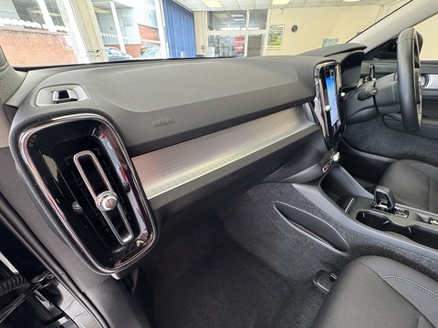 1.5h T4 Recharge 10.7kWh Core SUV 5dr Petrol Plug-in Hybrid Auto Euro 6 (s/s) (211 ps)