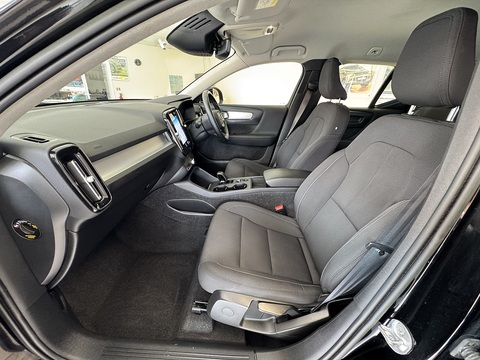 1.5h T4 Recharge 10.7kWh Core SUV 5dr Petrol Plug-in Hybrid Auto Euro 6 (s/s) (211 ps)