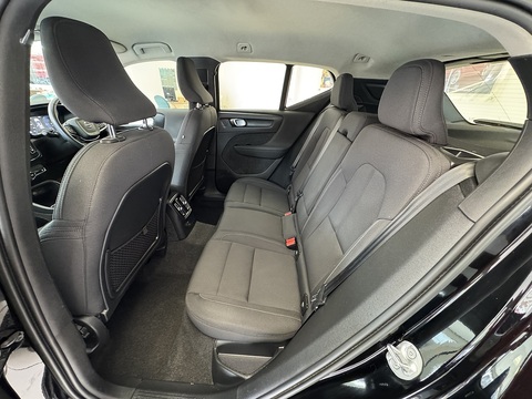 1.5h T4 Recharge 10.7kWh Core SUV 5dr Petrol Plug-in Hybrid Auto Euro 6 (s/s) (211 ps)