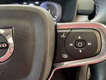 Volvo XC40 h T4 Core 