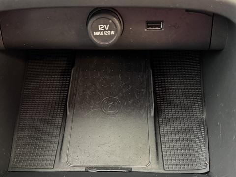 1.5h T4 Recharge 10.7kWh Core SUV 5dr Petrol Plug-in Hybrid Auto Euro 6 (s/s) (211 ps)