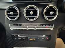 Mercedes-Benz GLC GLC250 AMG Line 