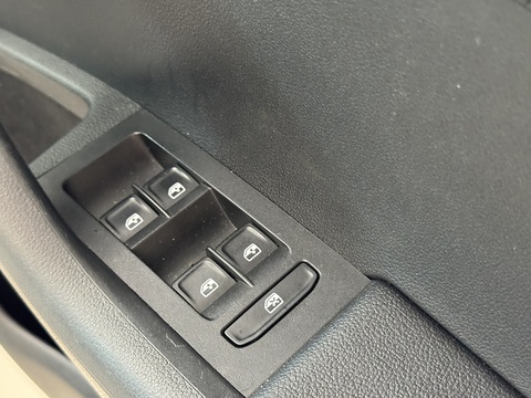 1.6 TDI SE L Estate 5dr Diesel Manual Euro 6 (s/s) (115 ps)