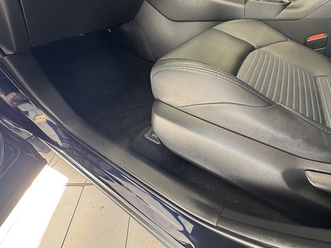 2.5 VVT-h Dynamic SUV 5dr Petrol Hybrid CVT Euro 6 (s/s) (218 ps)
