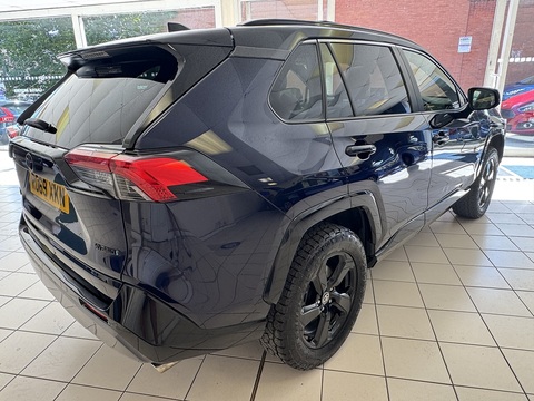 2.5 VVT-h Dynamic SUV 5dr Petrol Hybrid CVT Euro 6 (s/s) (218 ps)