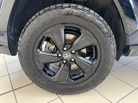 2.5 VVT-h Dynamic SUV 5dr Petrol Hybrid CVT Euro 6 (s/s) (218 ps)
