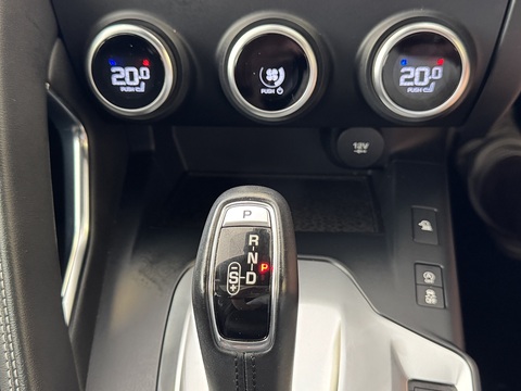 2.0 P200 R-Dynamic HSE SUV 5dr Petrol Auto AWD Euro 6 (s/s) (200 ps)