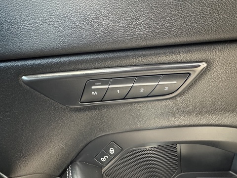 2.0 P200 R-Dynamic HSE SUV 5dr Petrol Auto AWD Euro 6 (s/s) (200 ps)