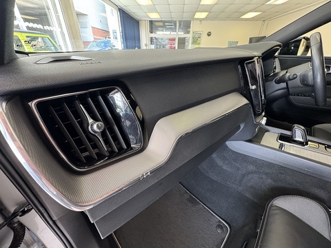 2.0 B5 MHEV R-Design SUV 5dr Petrol Hybrid Auto Euro 6 (s/s) (250 ps)