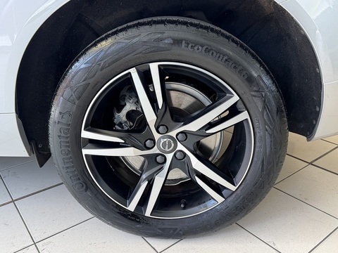 2.0 B5 MHEV R-Design SUV 5dr Petrol Hybrid Auto Euro 6 (s/s) (250 ps)