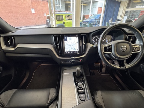 2.0 B5 MHEV R-Design SUV 5dr Petrol Hybrid Auto Euro 6 (s/s) (250 ps)