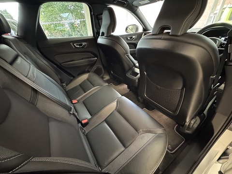 2.0 B5 MHEV R-Design SUV 5dr Petrol Hybrid Auto Euro 6 (s/s) (250 ps)
