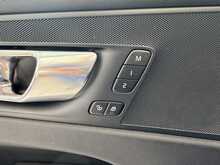 Volvo XC60 B5 MHEV Inscription 