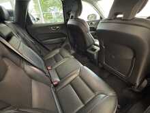 Volvo XC60 B5 MHEV Inscription 