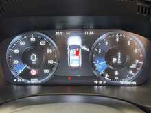 Volvo XC60 B5 MHEV Inscription 