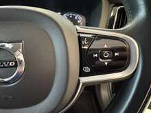 Volvo XC60 B5 MHEV Inscription 