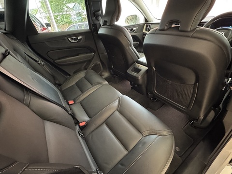 2.0 B4 MHEV Inscription SUV 5dr Diesel Hybrid Auto AWD Euro 6 (s/s) (197 ps)